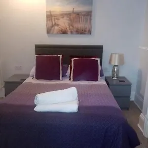 Bed & Breakfast Lea Hurst, Bournemouth